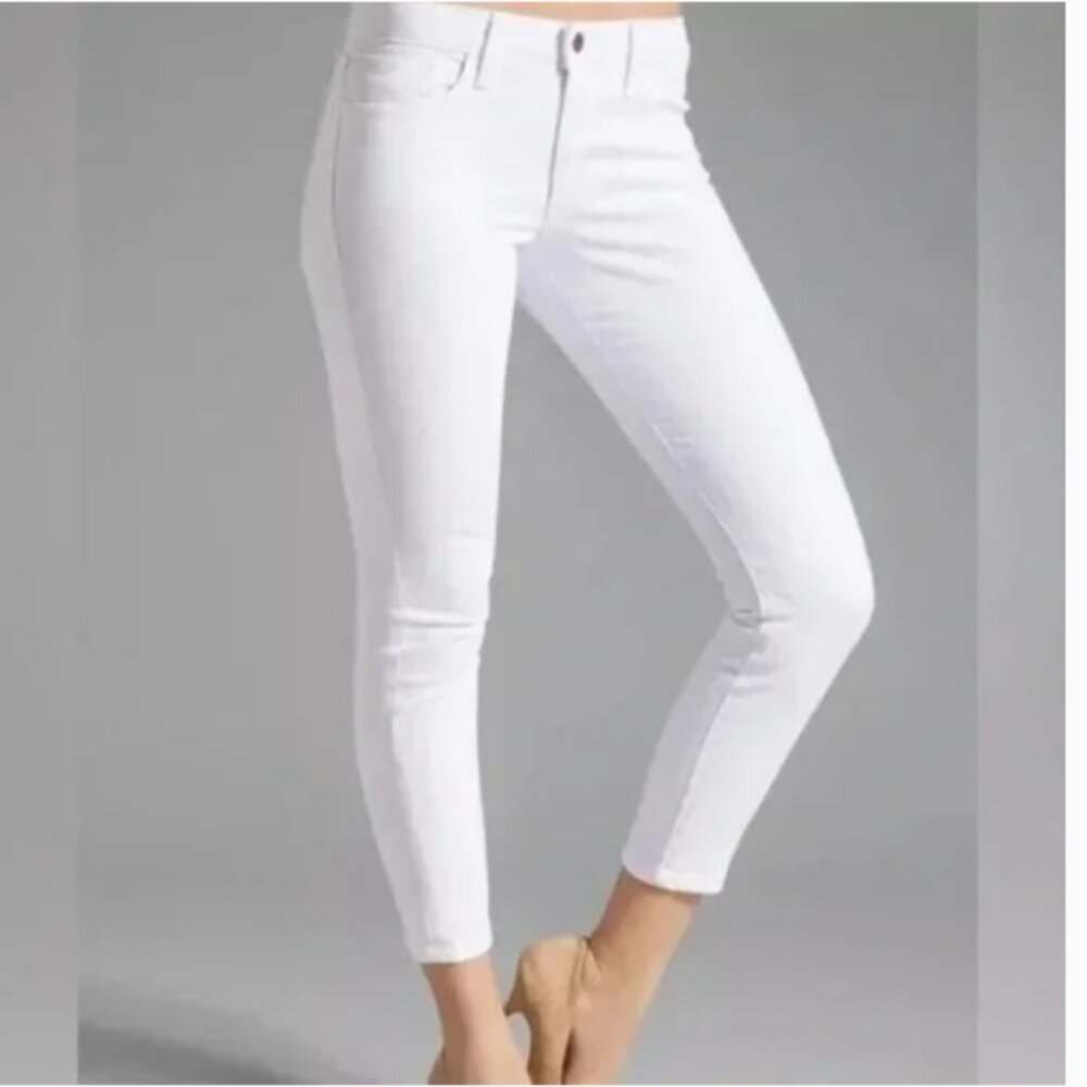 OFFERS OPEN! Women’s size 26 skinny jeans white Joe's Jeans White Skinny Jeans